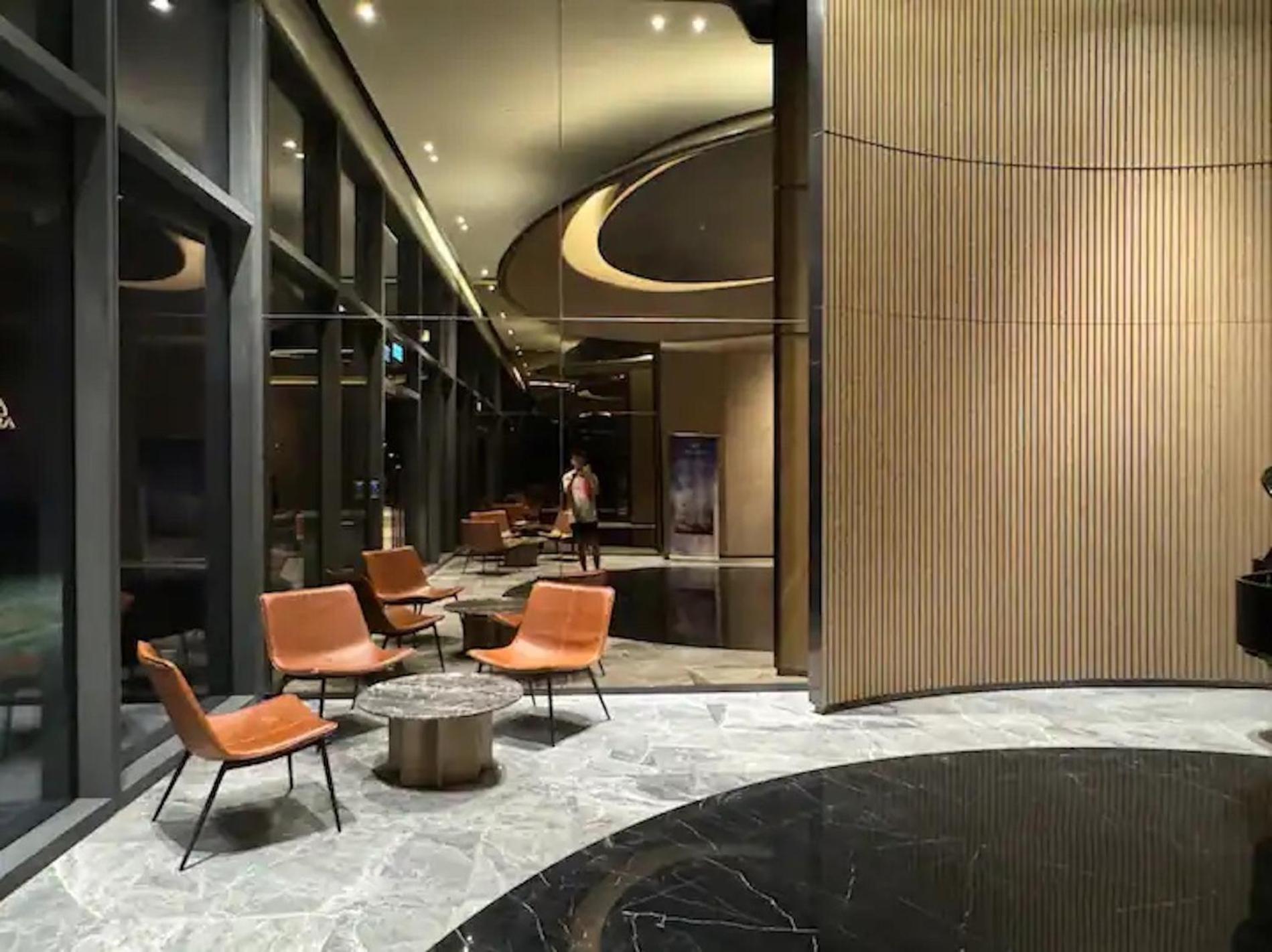 The Opera Apartment Cental Saigon Free Pool-Gym-Sauna Room- Golf Mini Ho-Chi-Minh-Stadt Exterior foto