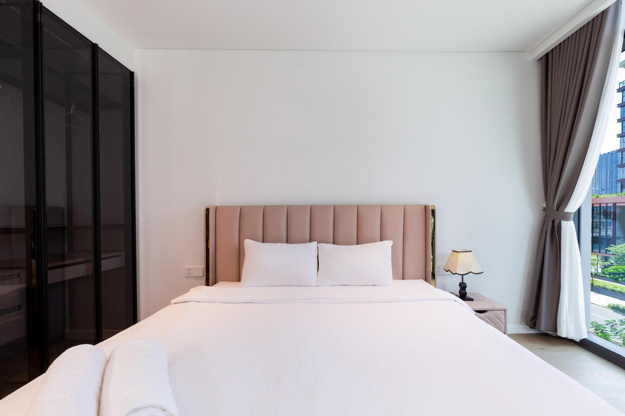 The Opera Apartment Cental Saigon Free Pool-Gym-Sauna Room- Golf Mini Ho-Chi-Minh-Stadt Exterior foto