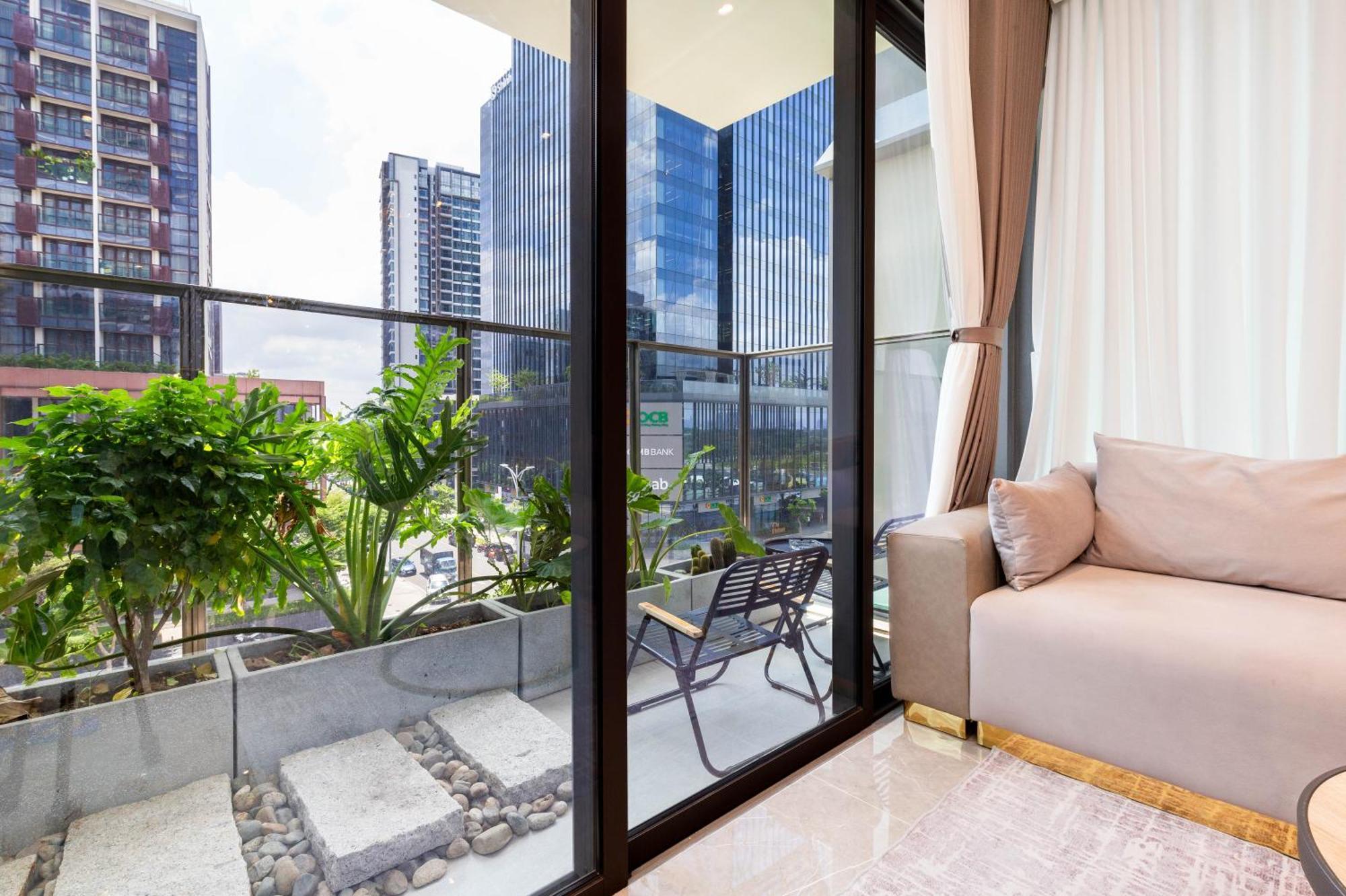 The Opera Apartment Cental Saigon Free Pool-Gym-Sauna Room- Golf Mini Ho-Chi-Minh-Stadt Exterior foto